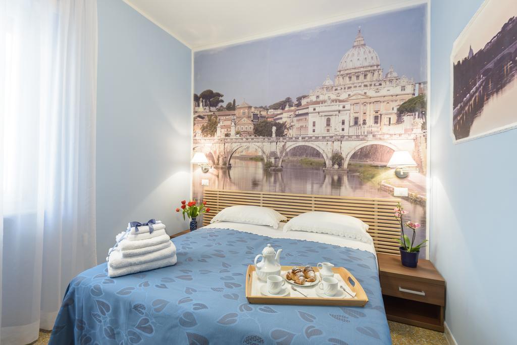 B&B Ad Maiora Roma Værelse billede