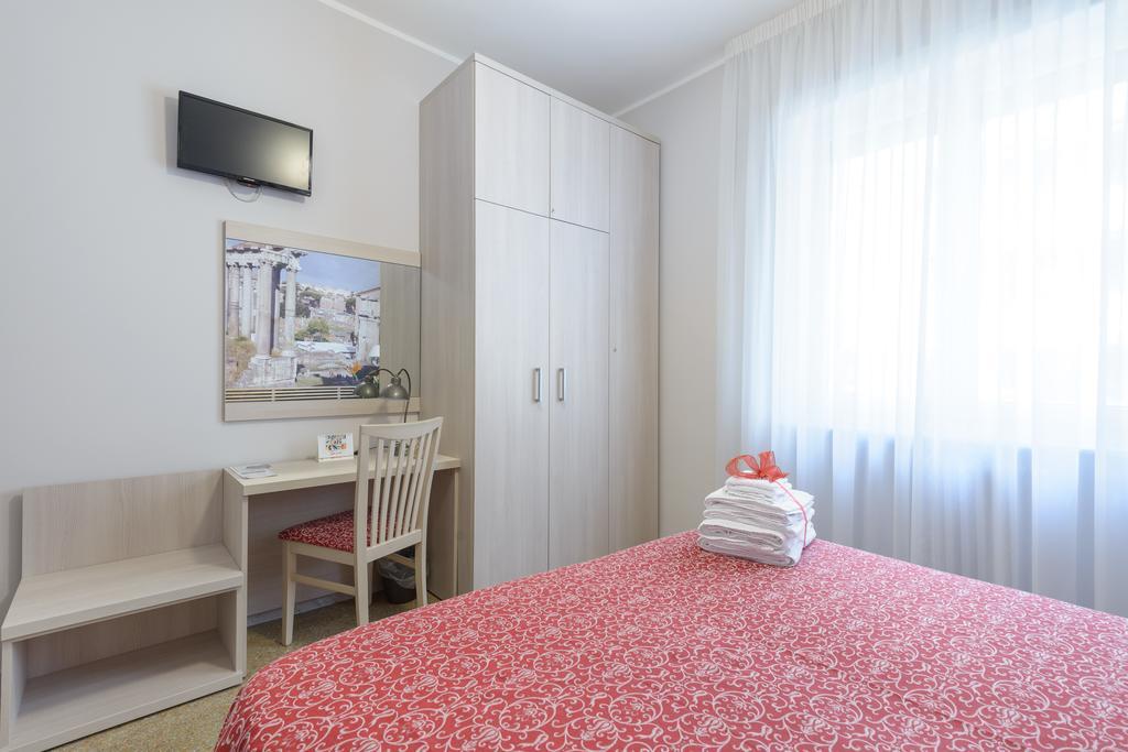 B&B Ad Maiora Roma Værelse billede